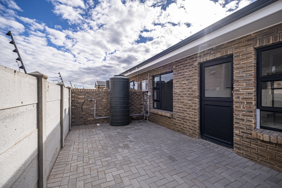 1 Bedroom Property for Sale in C Place Eastern Cape